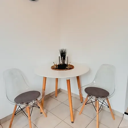 Nar - Pored Sahat Kule Apartment